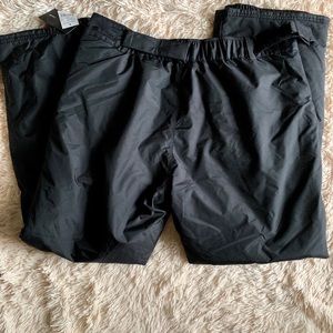 Black snowboarding pants